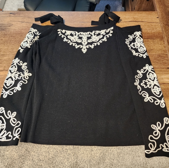INC black and white embellished cold shoulder sweater, large. New without tags. - Picture 3 of 7
